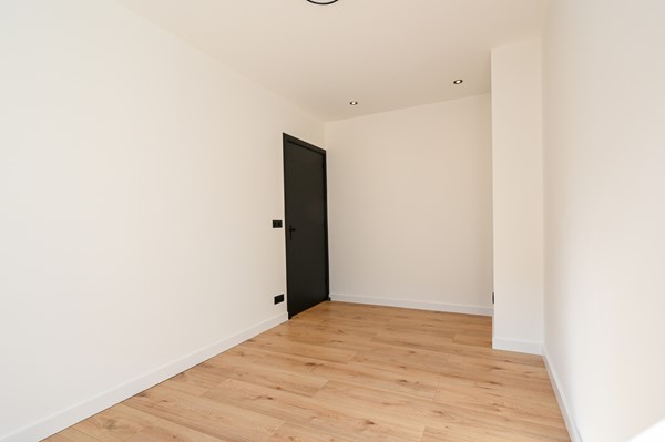 Medium property photo - Dorpsweg, 3083 LA Rotterdam